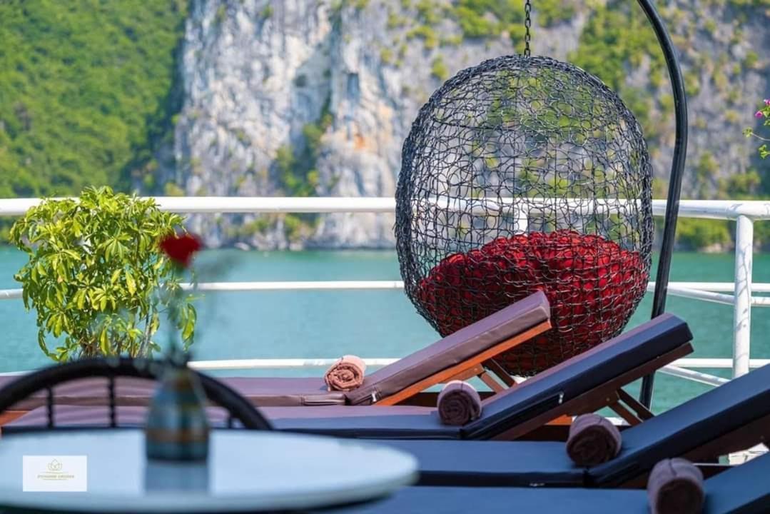 Cat Ba Valentine Hotel Dong Khe Sau エクステリア 写真